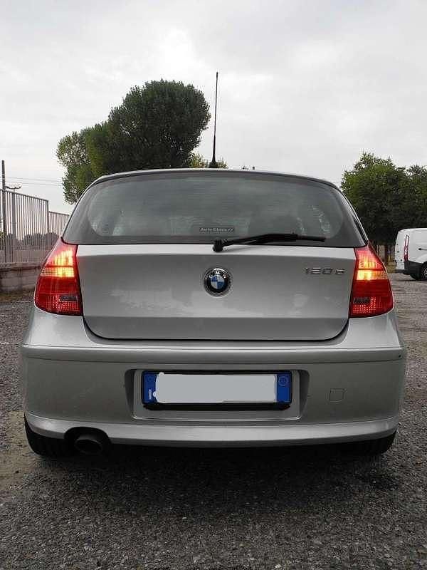 Usata BMW 120 177 CV (130 kW) 2008 Argento Utilitaria