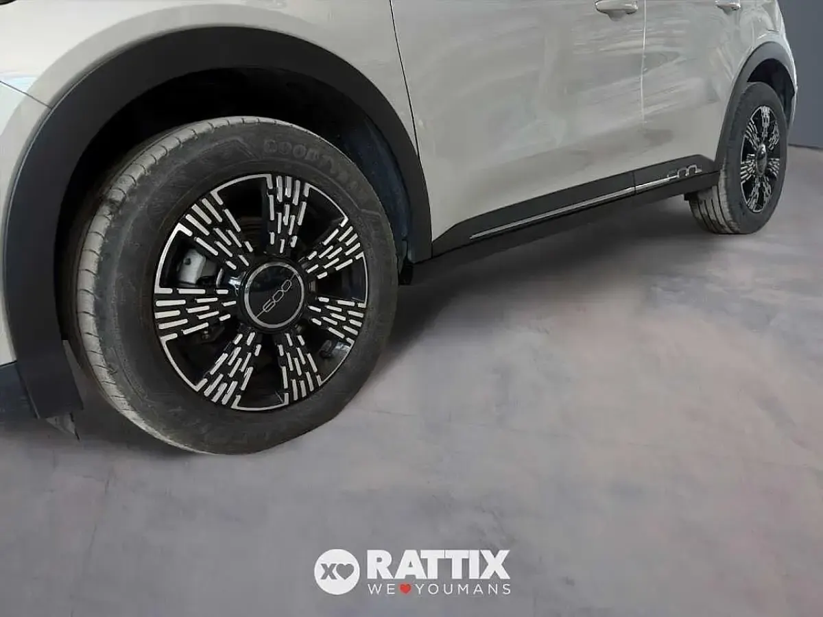 Usata Fiat 600 Pop 136 CV (100 kW) 2025 Beige SUV
