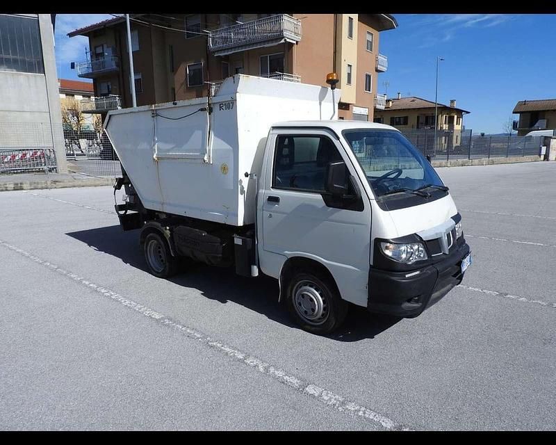 Usata Piaggio Porter 73 CV (53 kW) 2018 Bianco