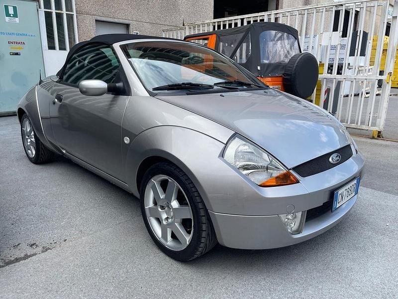 Usata Ford StreetKa 95 CV (69 kW) 2004 Argento Cabrio