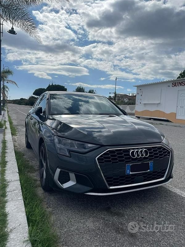 Usata 2021 Audi A3 Tre volumi | 27.200 € (Molto cara) - Immagine 1/4