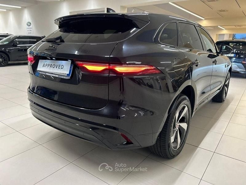 Usata Jaguar F-Pace R-Dynamic 163 CV (119 kW) 2022 Aero grey SUV