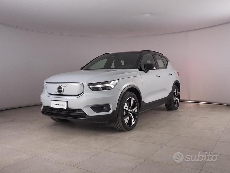 Grigio Usata 2021 Volvo XC40 R-Design SUV | 36.500 € - Immagine 1/4