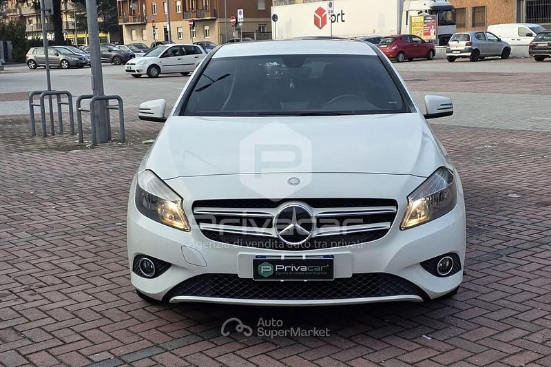 Usata Mercedes A180 109 CV (80 kW) 2015 Bianco Berlina