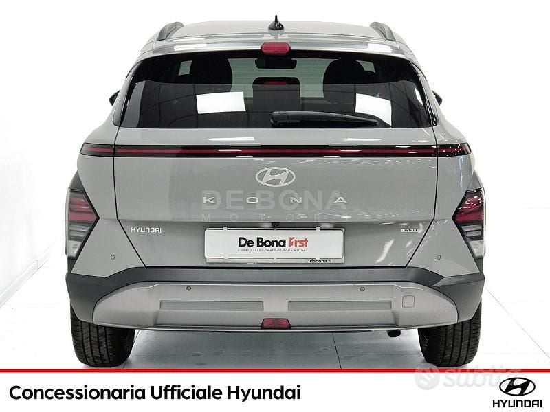 Usata Hyundai Kona 141 CV (103 kW) 2024 Grigio SUV