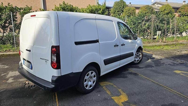 Usata Peugeot TePee Premium 90 CV (66 kW) 2015 Bianco Furgone