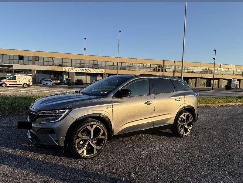Usata Renault Austral Techno Esprit Alpine 272 CV (200 kW) 2023 Grigio SUV