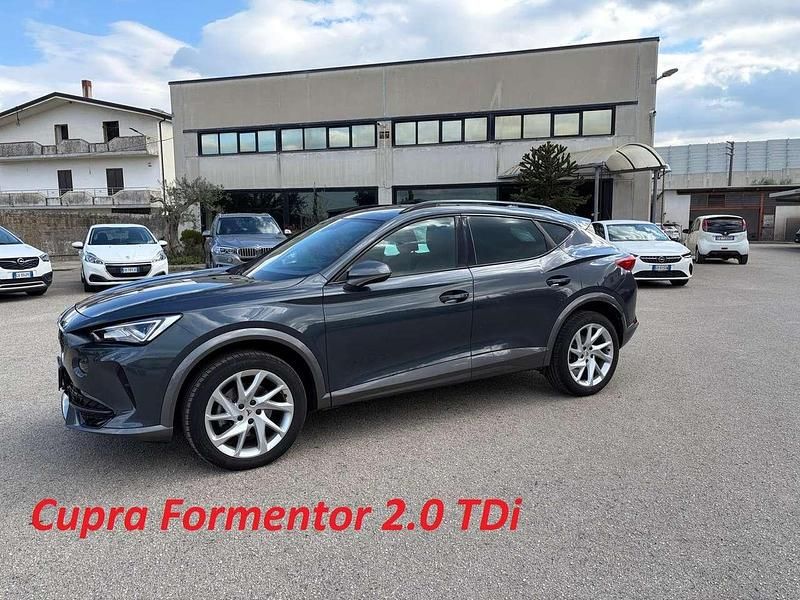 Grigio Usata 2022 Cupra Formentor SUV | 24.800 € (Ottimo prezzo) - Immagine 1/4