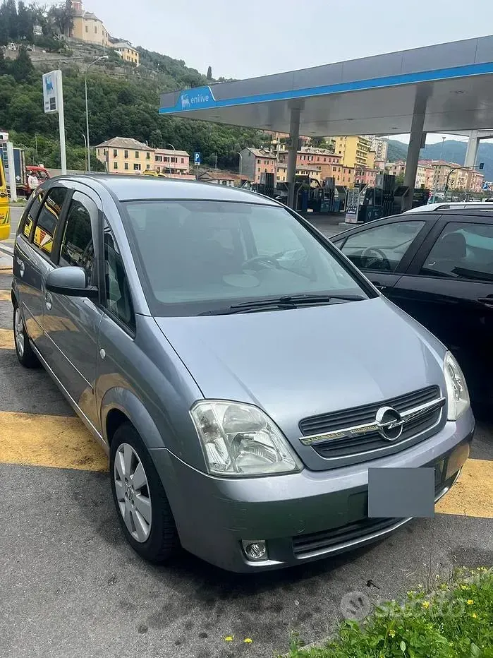 Usata Opel Meriva 101 CV (74 kW) 2003 Grigio Monovolume