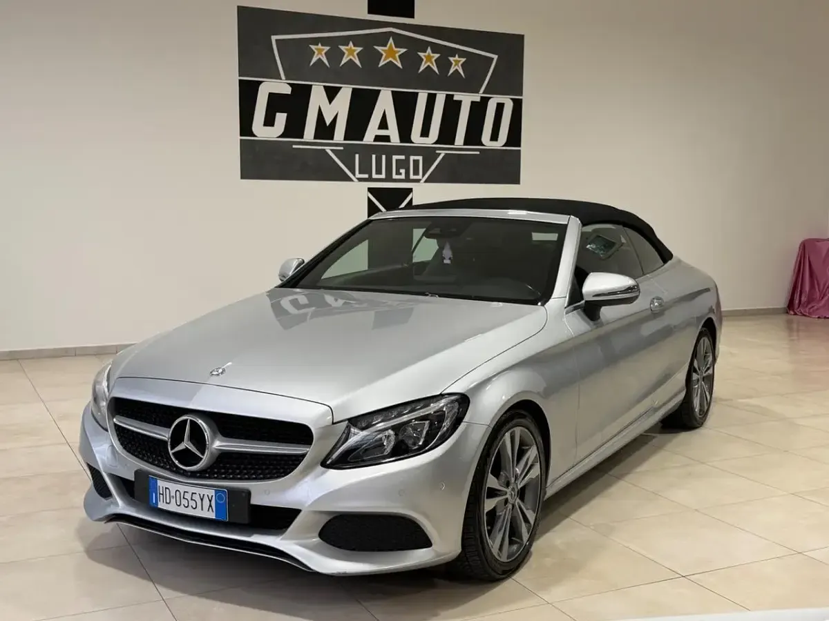 Usata Mercedes C220 Premium 194 CV (142 kW) 2018 Argento Cabrio