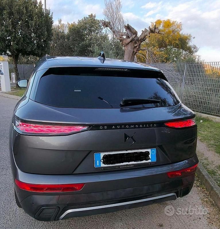 Usata DS Automobiles DS7 Crossback Performance 130 CV (95 kW) 2023 Grigio SUV