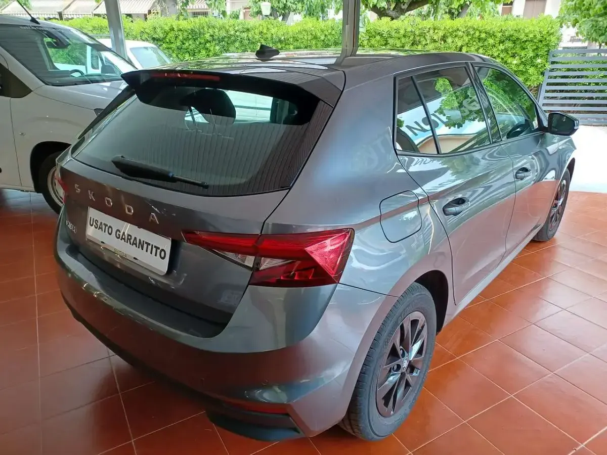 Usata Skoda Fabia 80 CV (58 kW) 2025 Grigio Utilitaria