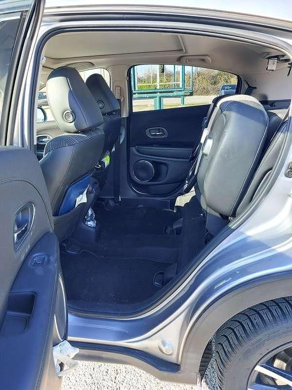 Usata Honda HR-V Executive 120 CV (88 kW) 2017 Argento SUV