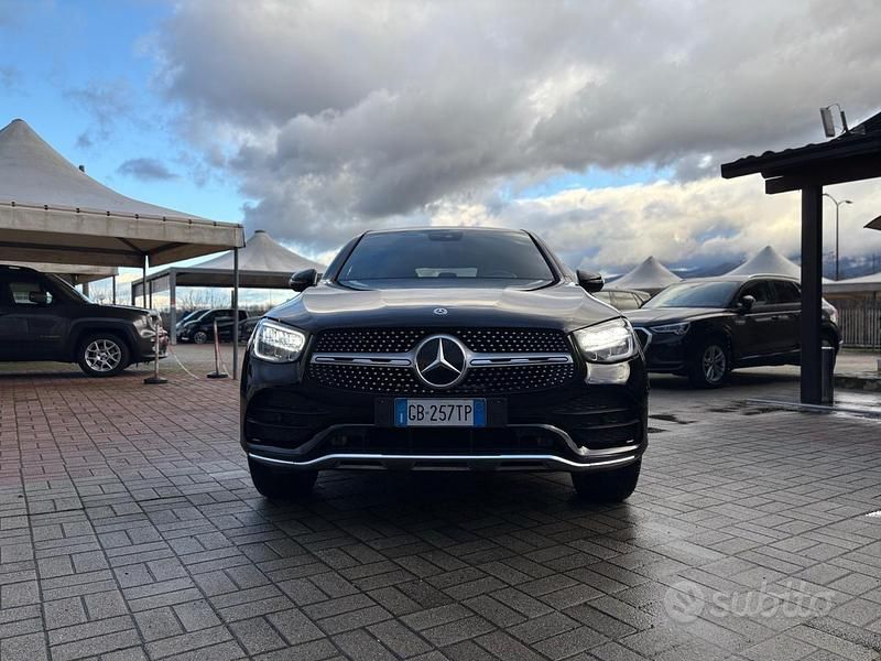 Usata Mercedes GLC200 Premium Plus 163 CV (119 kW) 2020 Nero SUV
