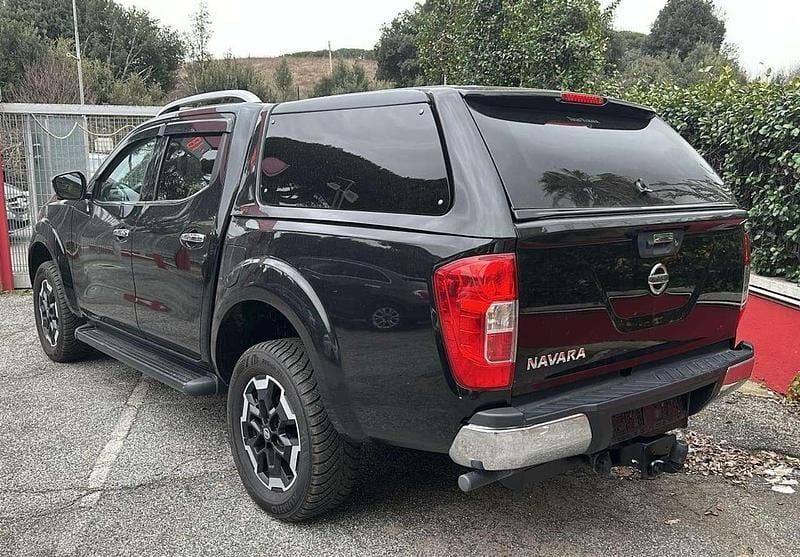 Usata Nissan Navara N-Connecta 190 CV (139 kW) 2019 Nero zaffiro Pick-up