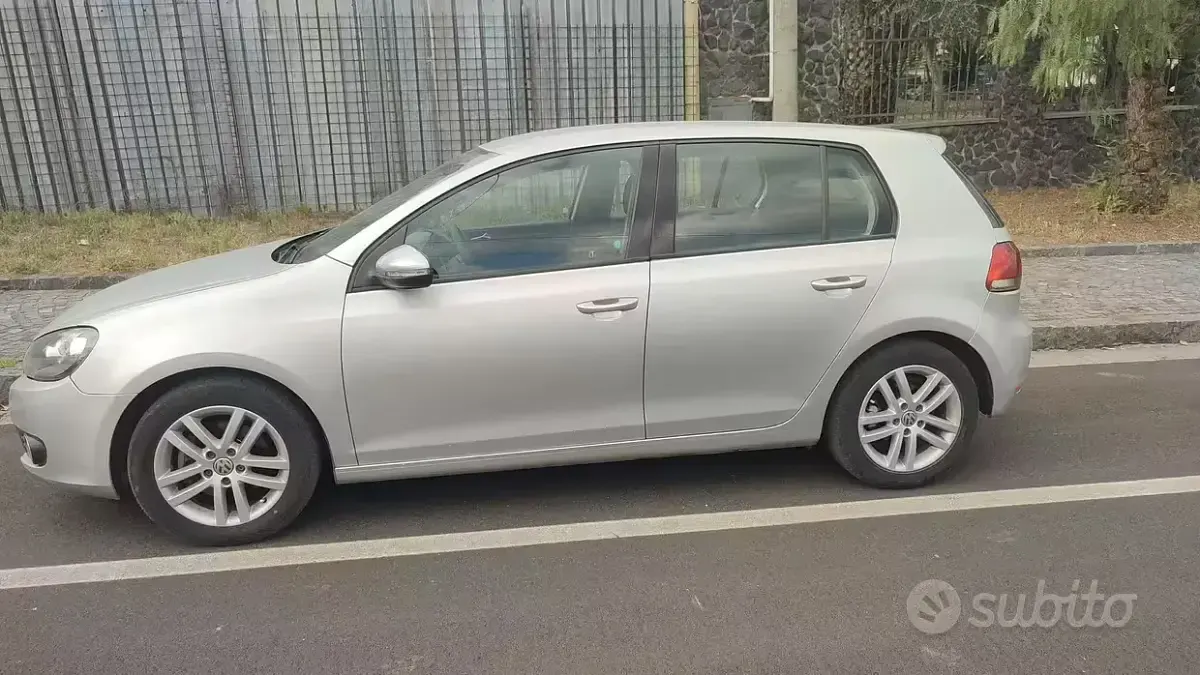 Usata VW Golf VI 140 CV (102 kW) 2010 Grigio Berlina