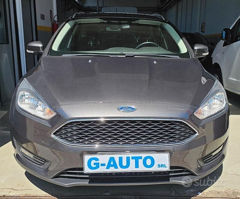 Usata Ford Focus ST-Line 120 CV (88 kW) 2018 Grigio Station wagon