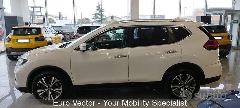 Usata Nissan X-Trail N-Connecta 150 CV (110 kW) 2019 Bianco SUV