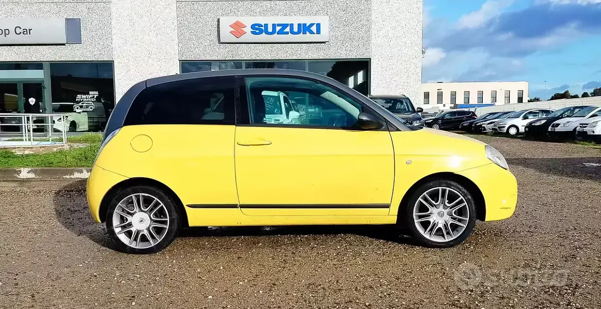 Usata Lancia Ypsilon 105 CV (77 kW) 2007 Giallo Utilitaria