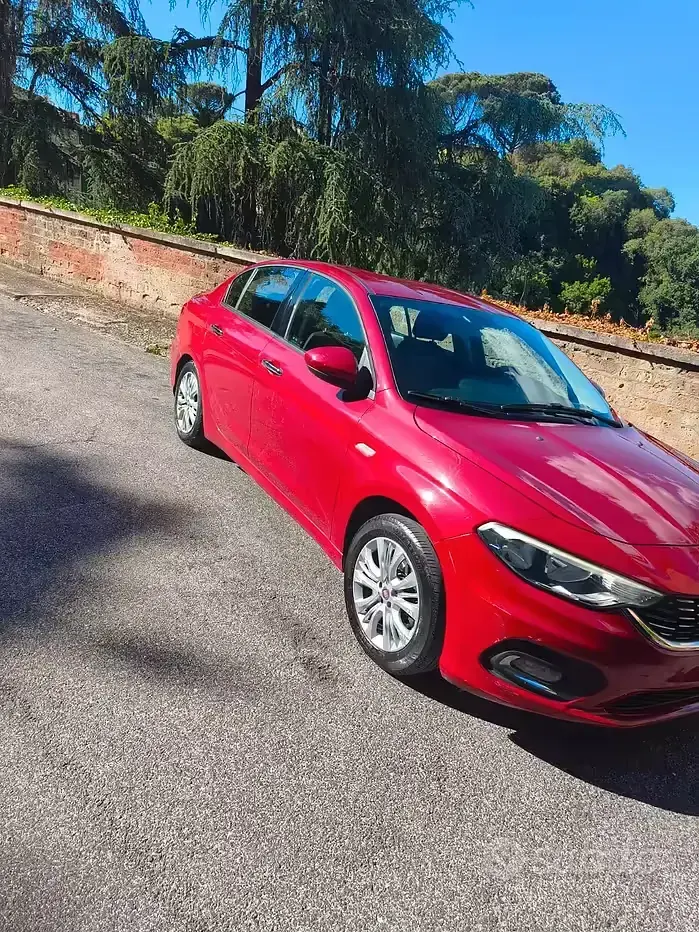 Usata Fiat Tipo 95 CV (69 kW) 2016 Rosso Berlina