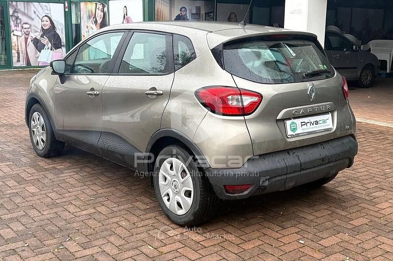 Occasion Renault Captur 90 ch (66 kW) 2014 Gris SUV