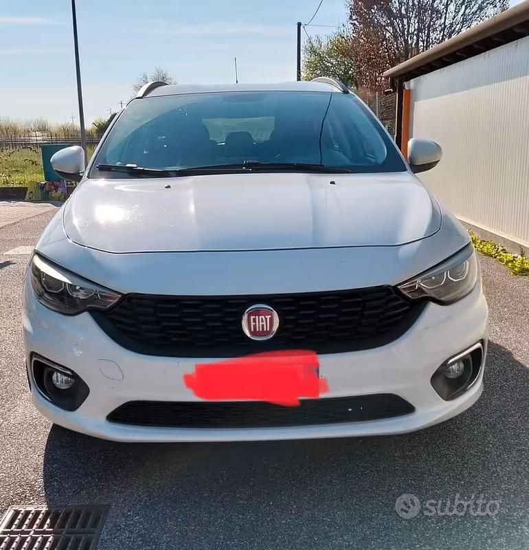 Usata Fiat Tipo Lounge 120 CV (88 kW) 2017 Bianco Station wagon