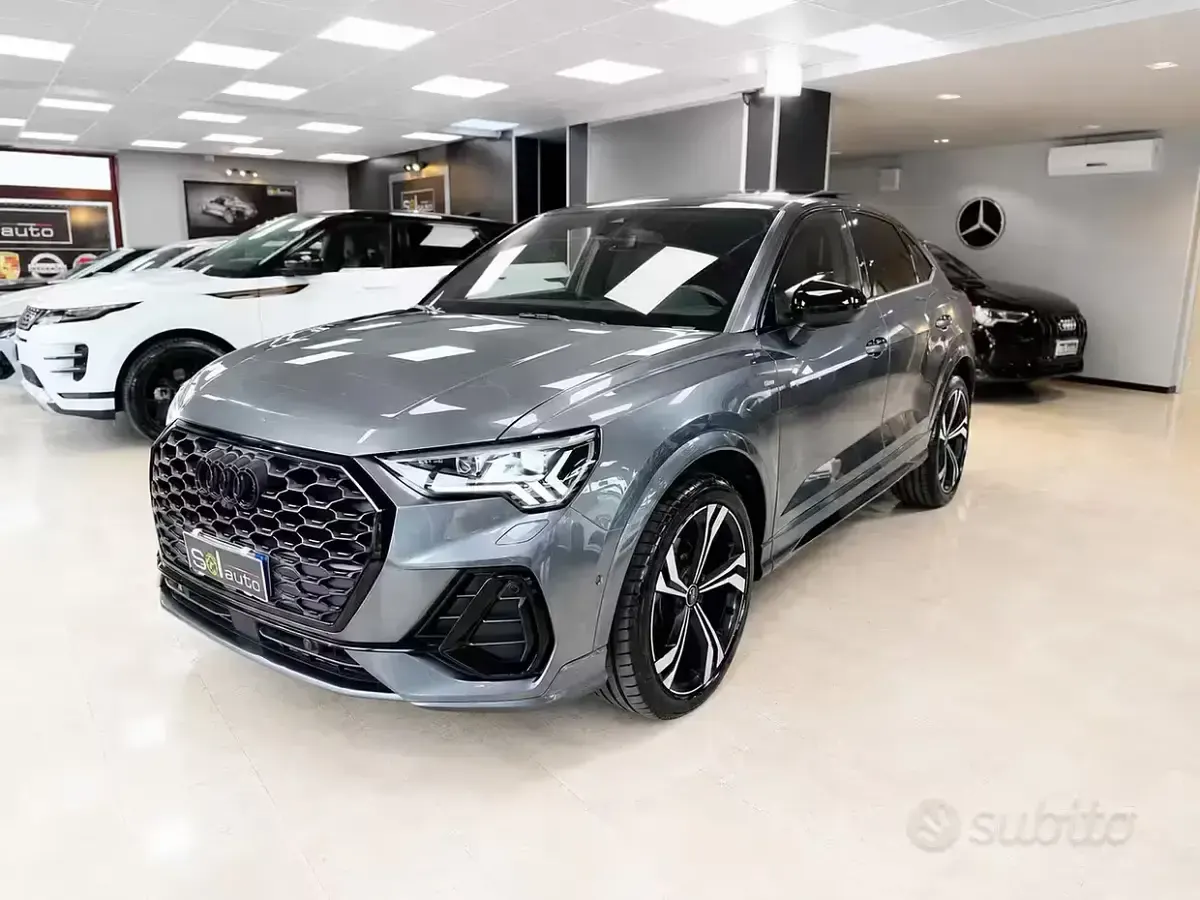 Usata Audi Q3 Sportback 150 CV (110 kW) 2024 Grigio SUV