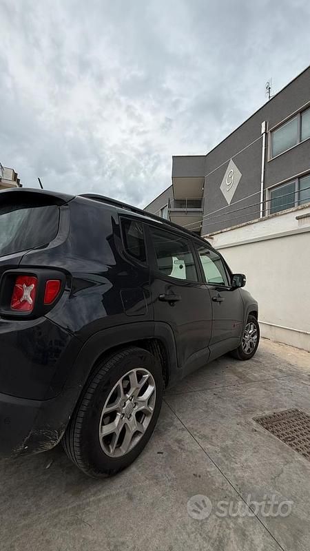 Usata Jeep Renegade 120 CV (88 kW) 2016 Nero SUV