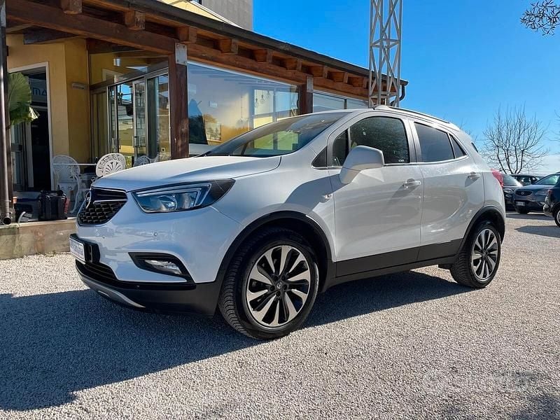 Usata Opel Mokka X 135 CV (99 kW) 2018 Bianco SUV