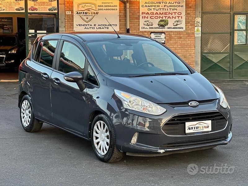 Usata Ford B-MAX Titanium 75 CV (55 kW) 2014 Grigio Monovolume
