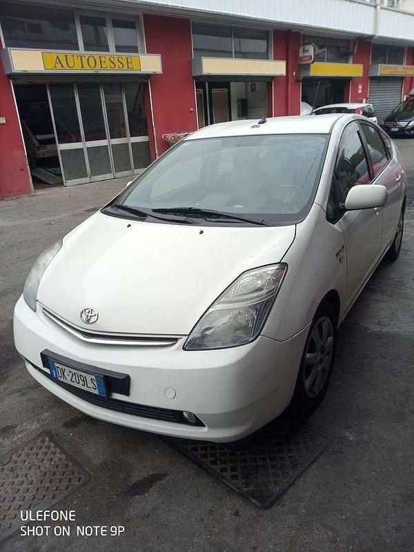 Usata Toyota Prius 77 CV (56 kW) 2007 Bianco Utilitaria