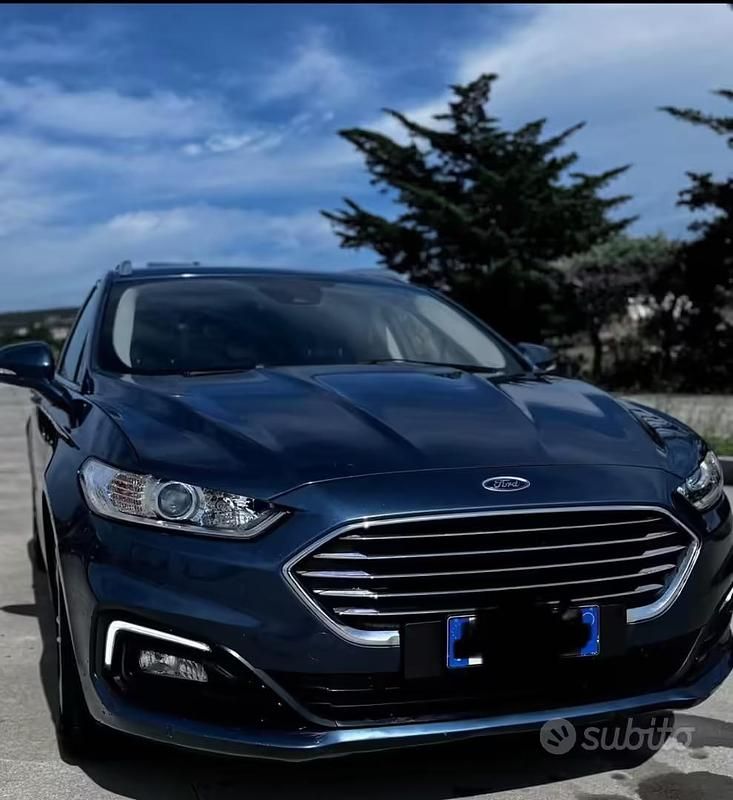 Usata Ford Mondeo 150 CV (110 kW) 2019 Blu Station wagon