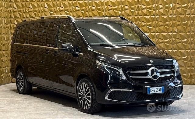 Usata Mercedes V250 Premium 190 CV (139 kW) 2023 Nero Monovolume