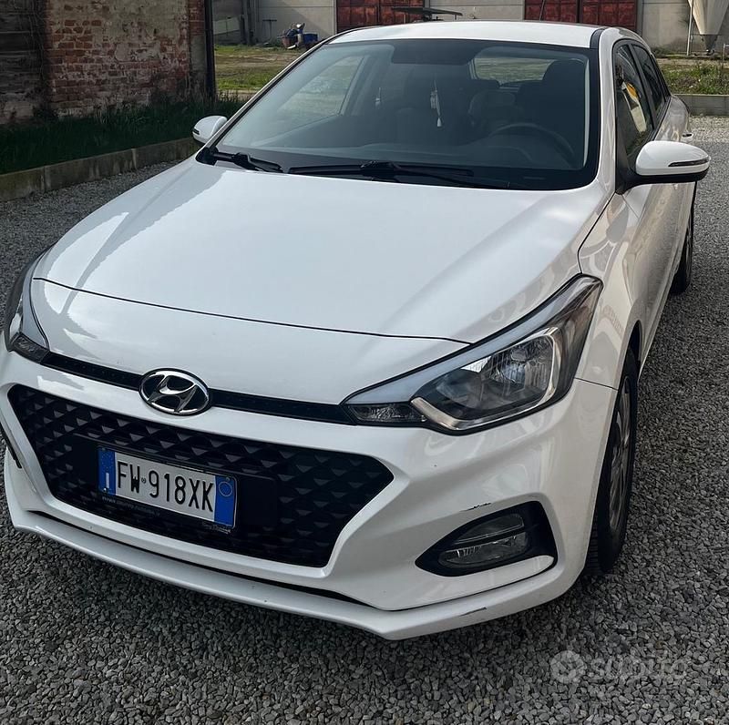 Usata Hyundai i20 75 CV (55 kW) 2019 Utilitaria