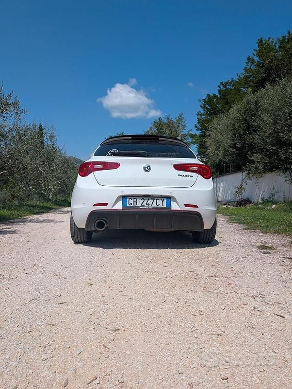 Usata Alfa Romeo Giulietta 120 CV (88 kW) 2020 Bianco Utilitaria