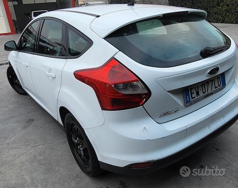Usata Ford Focus 95 CV (69 kW) 2014 Berlina