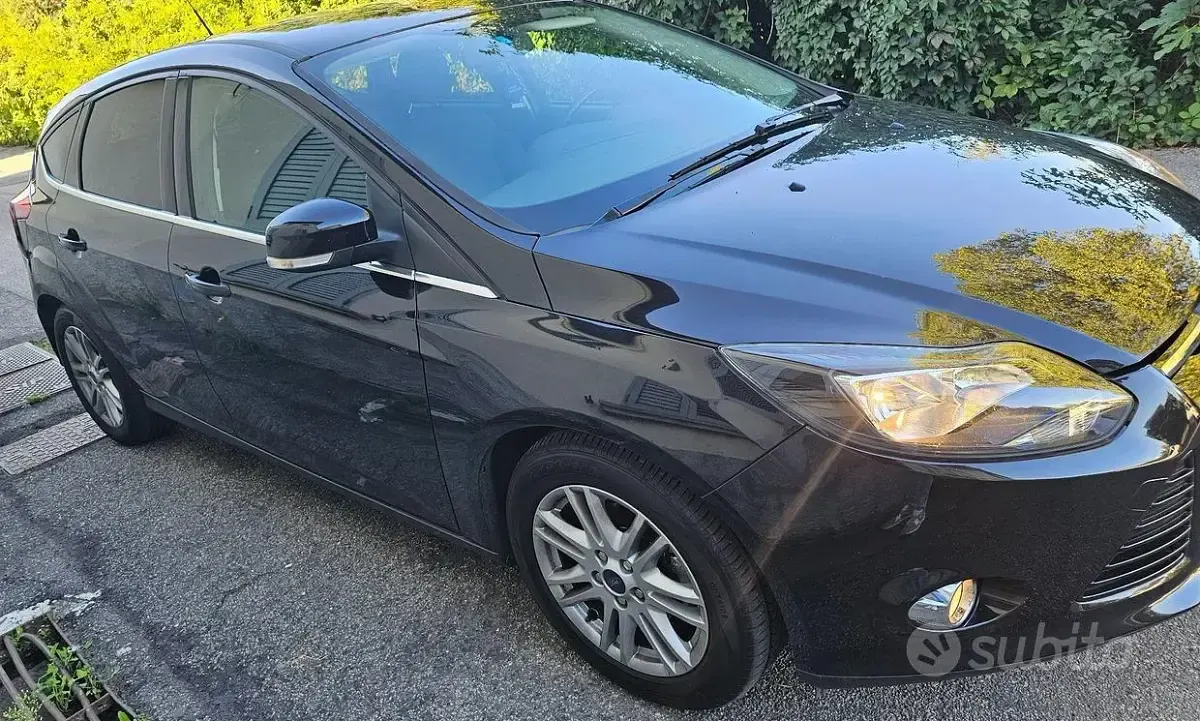 Usata Ford Focus Titanium 101 CV (74 kW) 2013 Nero Berlina