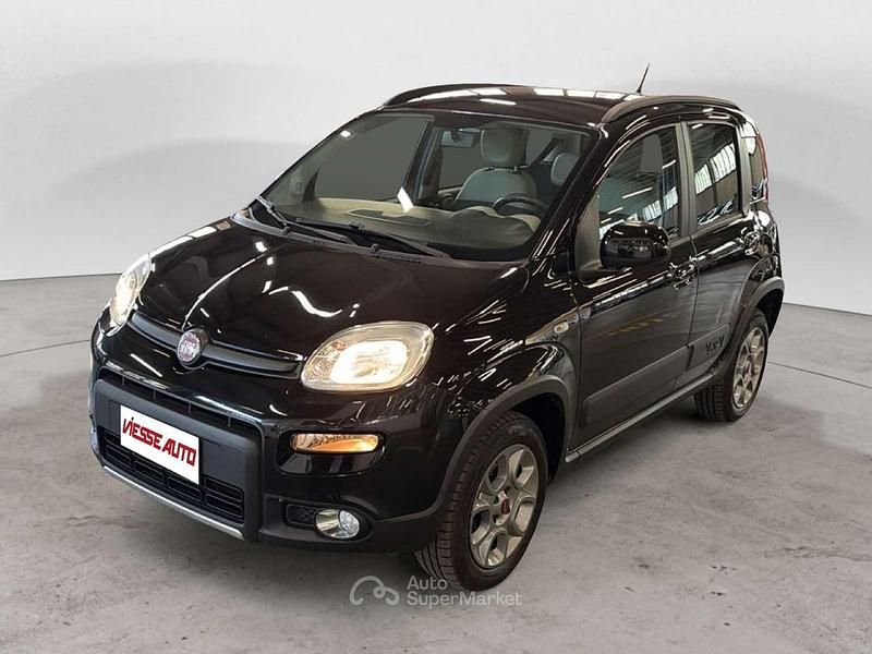 Usata Fiat Panda 4x4 S 75 CV (55 kW) 2014 Nero Utilitaria