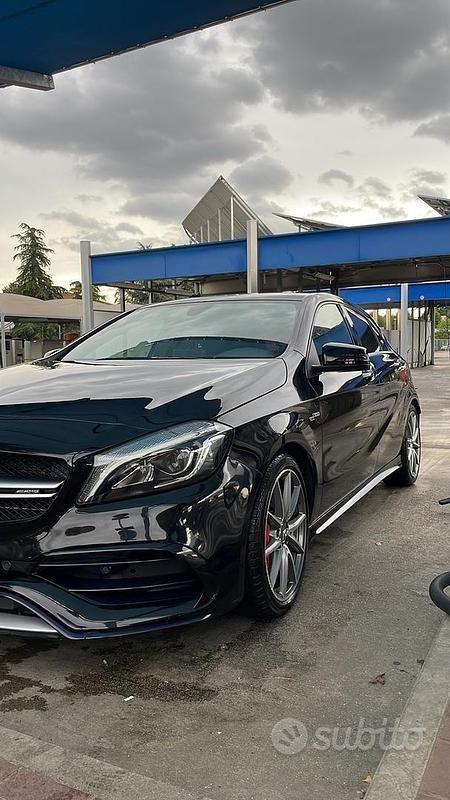 Usata 2017 Mercedes A45 AMG AMG Tre volumi | 25.500 € (Super prezzo) - Immagine 1/4