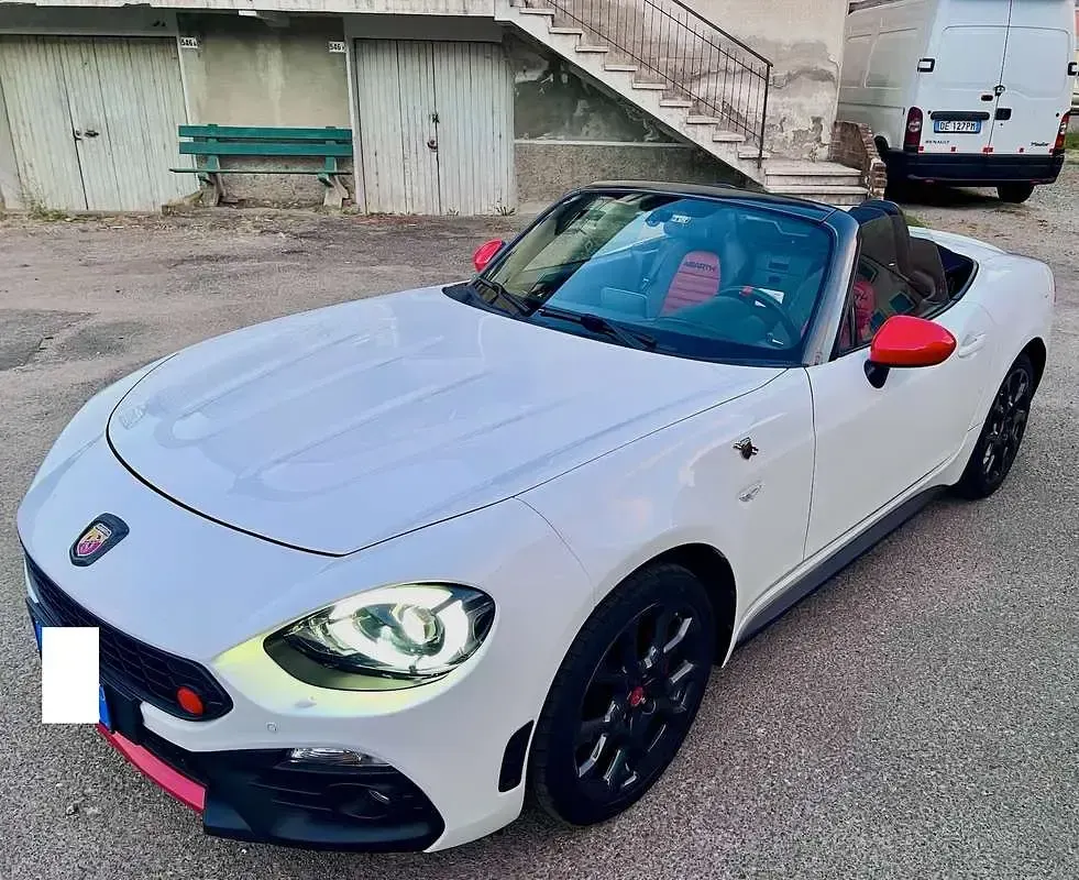 Usata Abarth 124 Spider 170 CV (125 kW) 2017 Bianco Cabrio