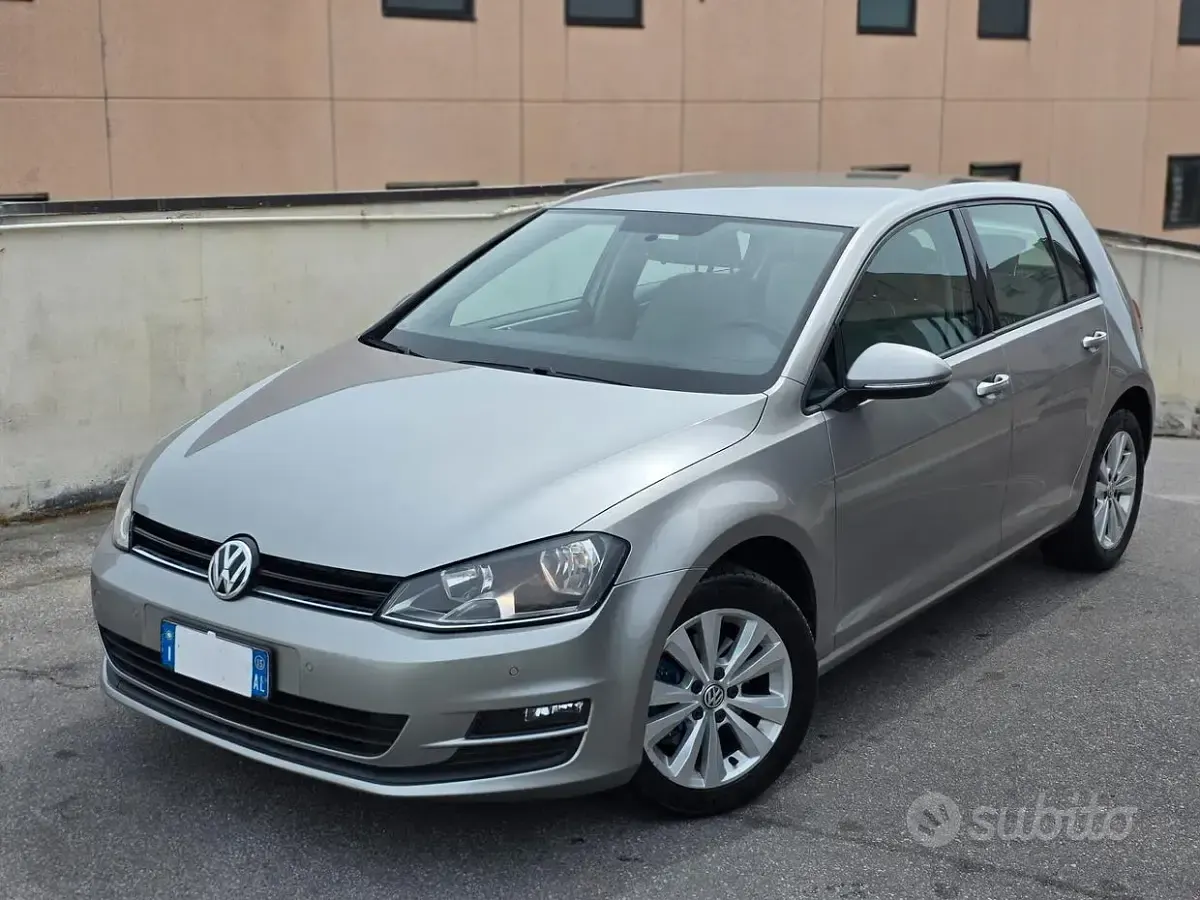 Usata VW Golf VII Executive 110 CV (80 kW) 2015 Grigio Berlina