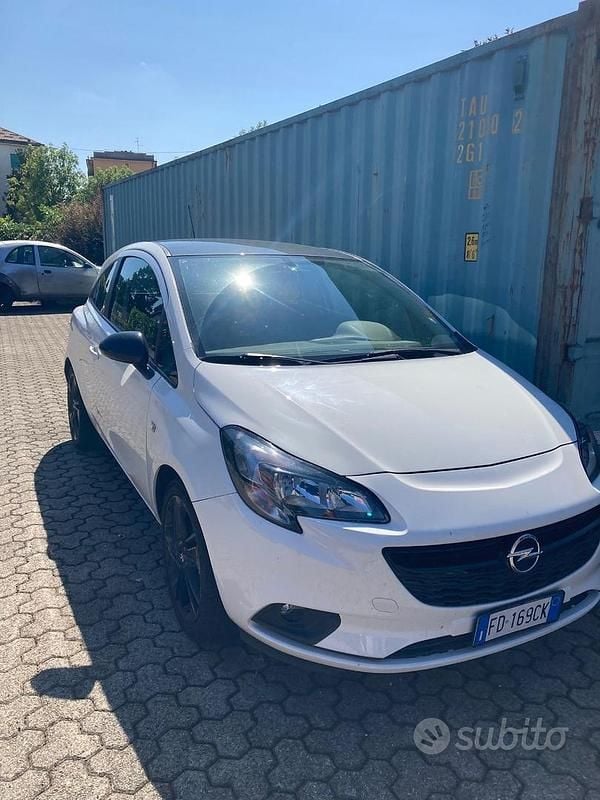Usata Opel Corsa 69 CV (50 kW) 2016 Bianco Coupé