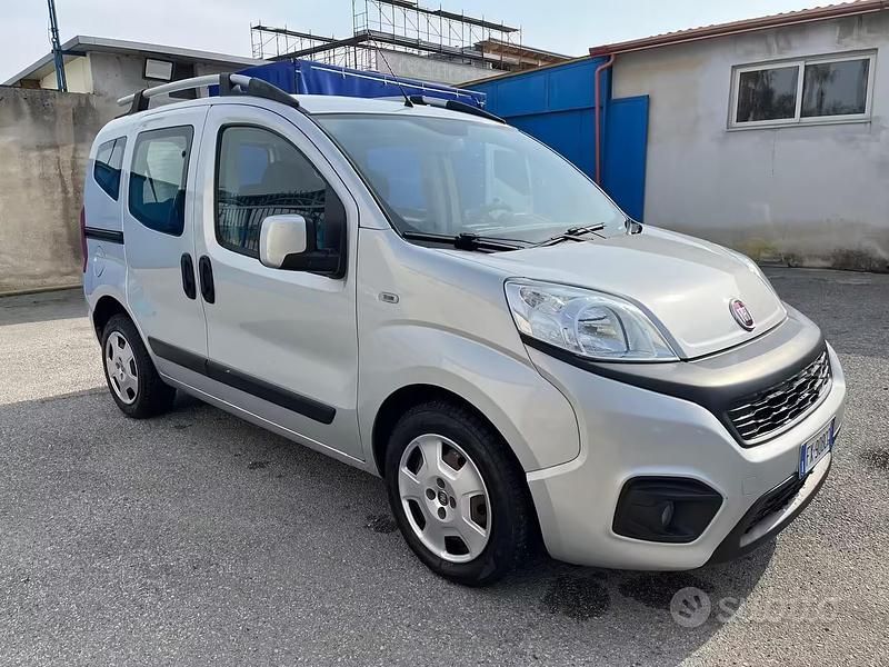 Usata Fiat Qubo Trekking 80 CV (58 kW) 2019 Grigio Monovolume