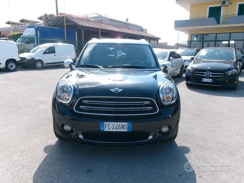 Usata Mini Park Lane Countryman 112 CV (82 kW) 2016 Nero SUV