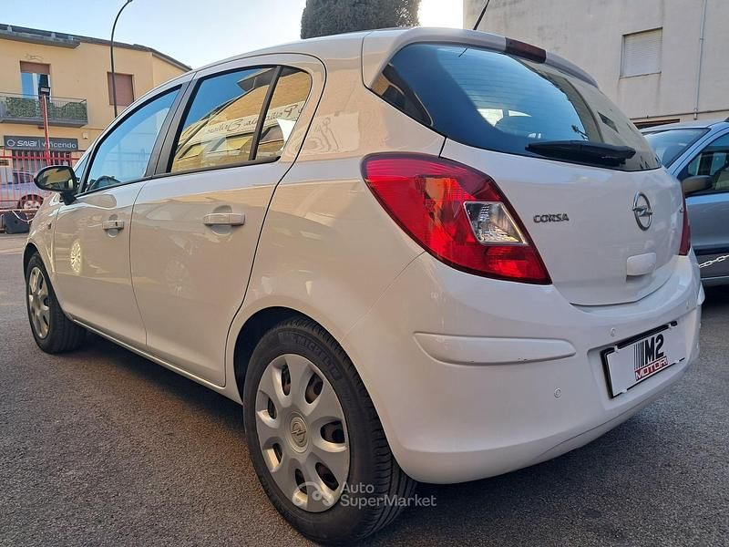 Usata Opel Corsa 75 CV (55 kW) 2014 Utilitaria