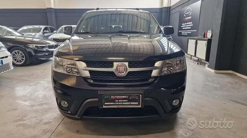 Usata Fiat Freemont Lounge 140 CV (102 kW) 2012 Nero SUV