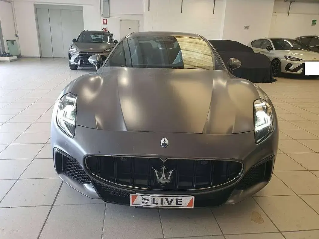 Usata Maserati Granturismo 404 CV (297 kW) 2024 Coupé