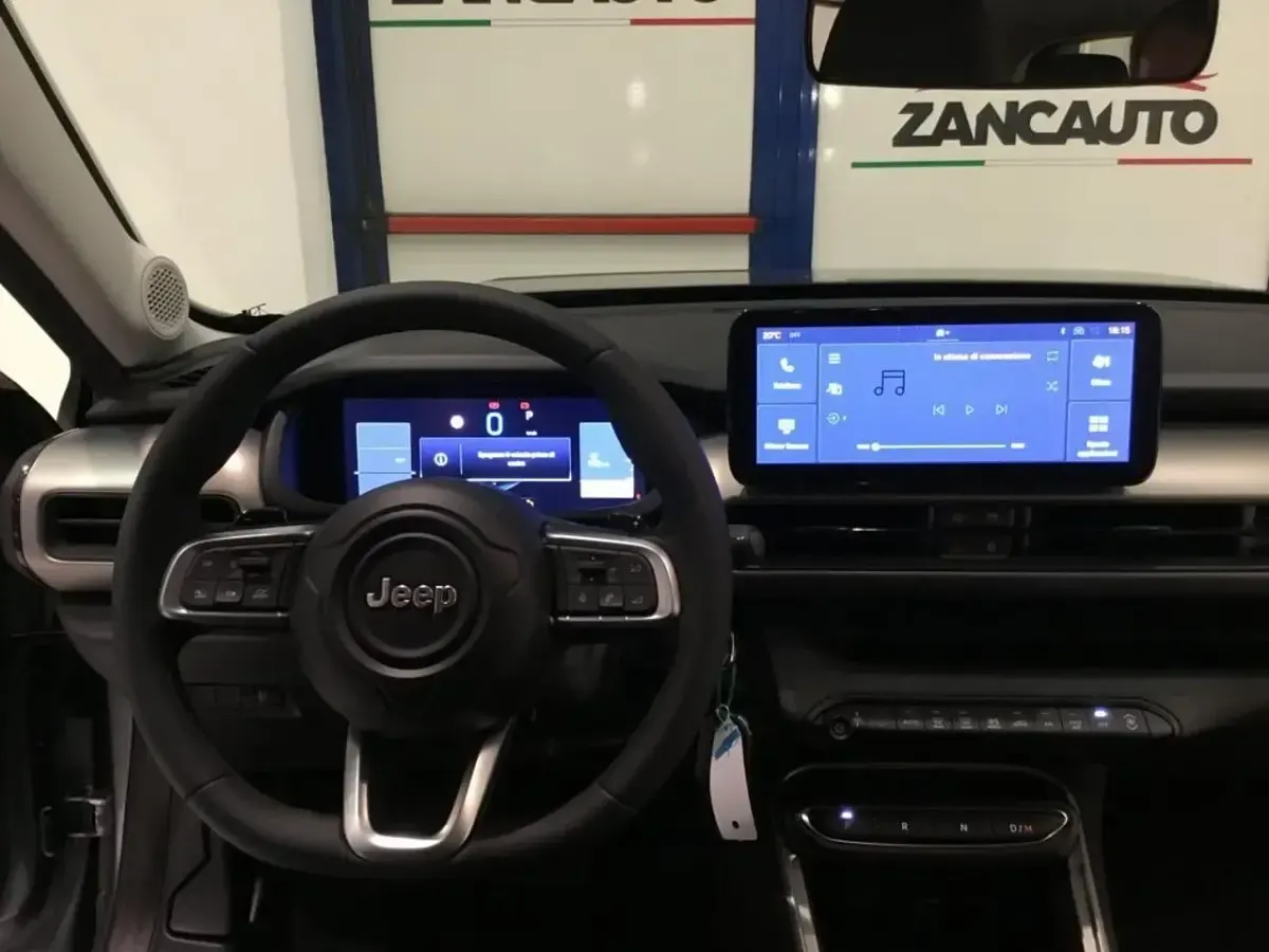 Usata Jeep Avenger EV Altitude 114 kW (156 CV) 2025 Blu SUV