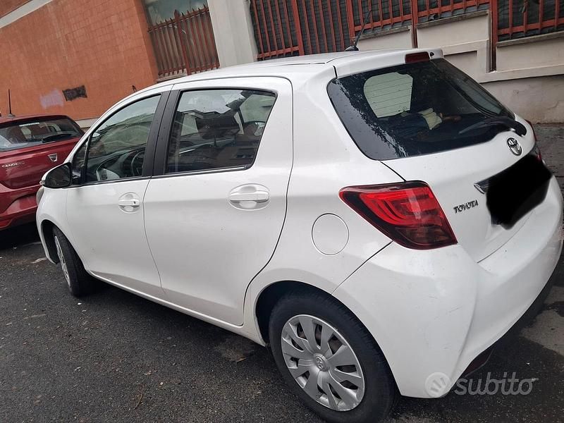 Usata Toyota Yaris 2014 Bianco Utilitaria