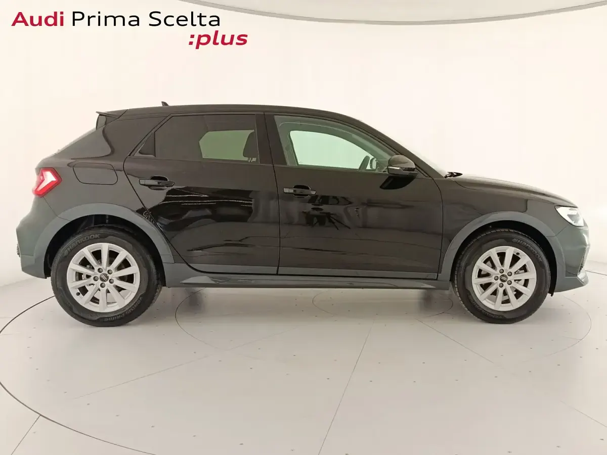 Usata Audi A1 Business 116 CV (85 kW) 2025 Nero mythos metallizzato SUV